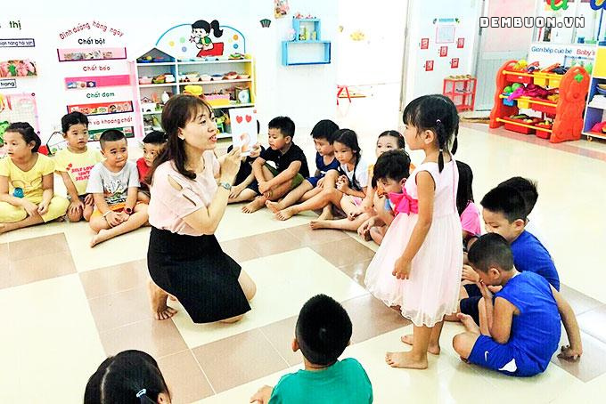Encouraging young kids' access to learning English - Báo Khánh Hòa điện tử